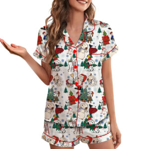Cute Snoopy Christmas Satin Pajamas Short Set For Women, Adorable Holiday Sleepwear With Tree And Gift Print