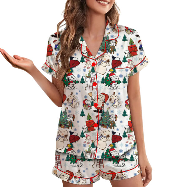 Cute Snoopy Christmas Satin Pajamas Short Set For Women, Adorable Holiday Sleepwear With Tree And Gift Print