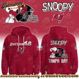 Tampa Bay Buccaneers x Snoopy Hoodie, Sweatshirt, T-shirt Limited Edition - Selling Out Fast